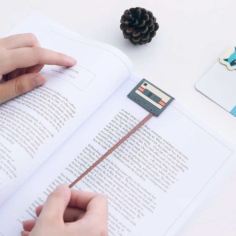 Kawaii Cartoon Magnetic Bookmark